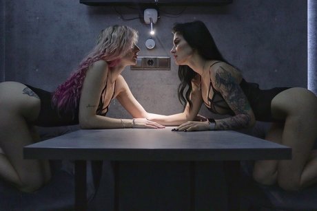 Nacktes geleaktes OnlyFans-Foto von Liza And Lili