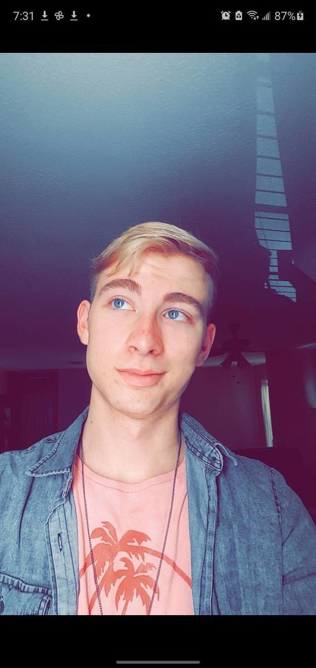 Nacktes geleaktes OnlyFans-Foto von Bebeauxxx