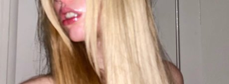 Nacktes geleaktes OnlyFans-Foto von Blondie