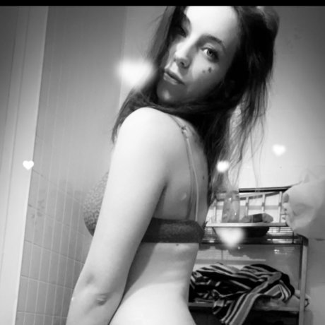 Nacktes geleaktes OnlyFans-Foto von Courtney Condren