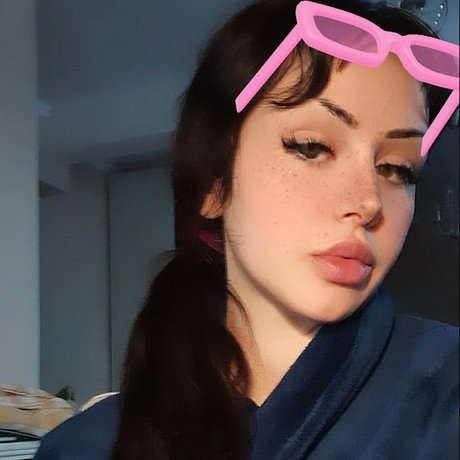 Nacktes geleaktes OnlyFans-Foto von Medievalcotty