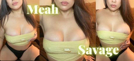 Nacktes geleaktes OnlyFans-Foto von Meah Savage
