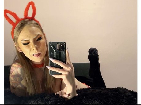 Nacktes geleaktes OnlyFans-Foto von Maziikeen