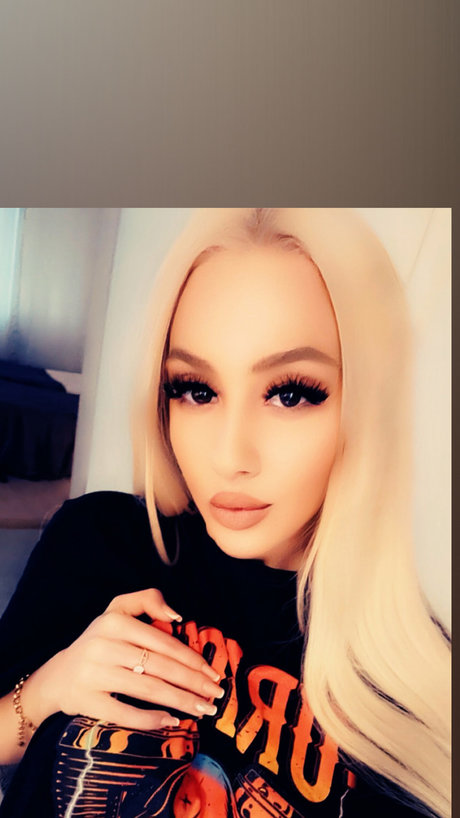 Nacktes geleaktes OnlyFans-Foto von Mayareal