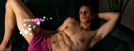 Nacktes geleaktes OnlyFans-Foto von Max