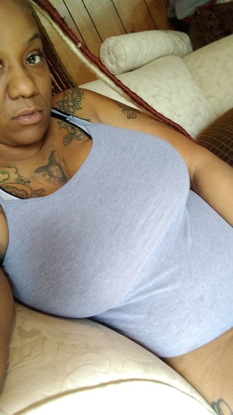 Nacktes geleaktes OnlyFans-Foto von Lady Monroe