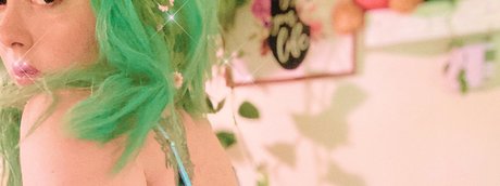 Nacktes geleaktes OnlyFans-Foto von Meow