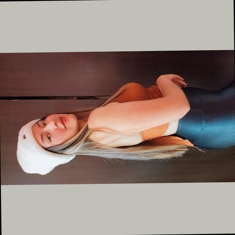 Nacktes geleaktes OnlyFans-Foto von Meluvbeauty