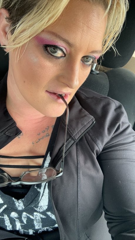 Nacktes geleaktes OnlyFans-Foto von Mel