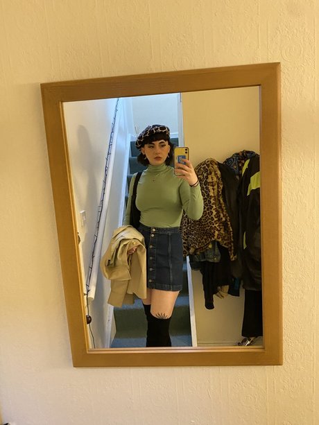 Nacktes geleaktes OnlyFans-Foto von Abigail