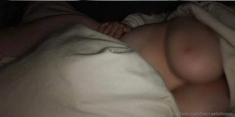 Nacktes geleaktes OnlyFans-Foto von Bexx