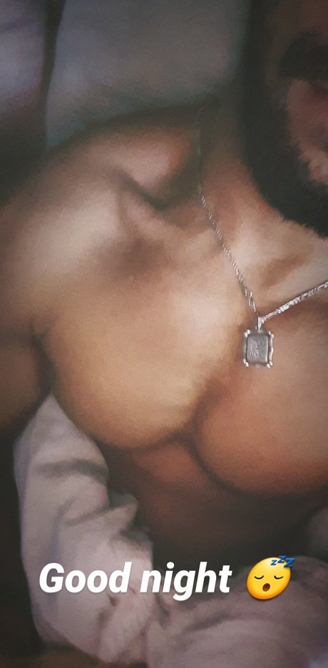 Nacktes geleaktes OnlyFans-Foto von Mehdi5kstory