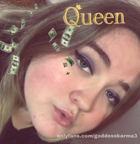 Nacktes geleaktes OnlyFans-Foto von Karmatheslut777