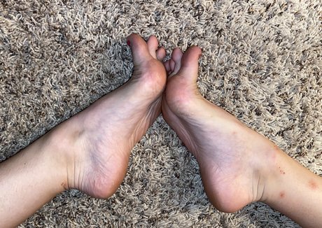 Nacktes geleaktes OnlyFans-Foto von Footivities