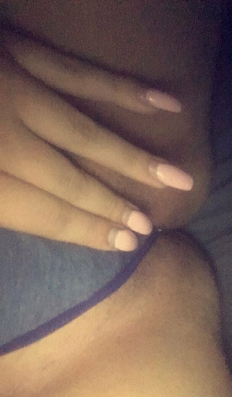 Nacktes geleaktes OnlyFans-Foto von Kiralima