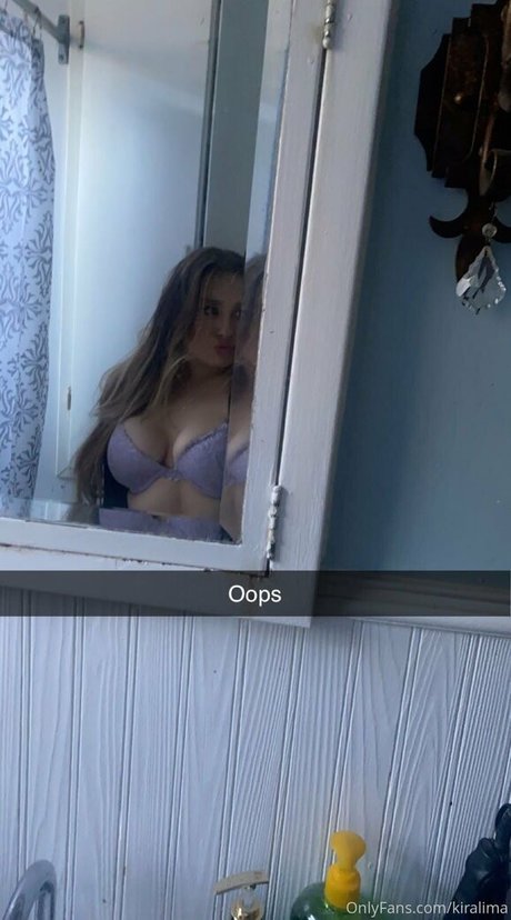 Nacktes geleaktes OnlyFans-Foto von Kiralima