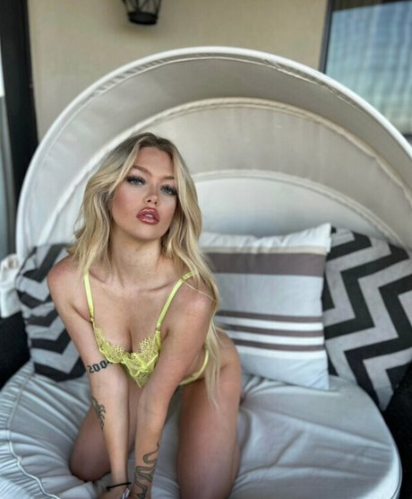 Nacktes geleaktes OnlyFans-Foto von Vanessawet18