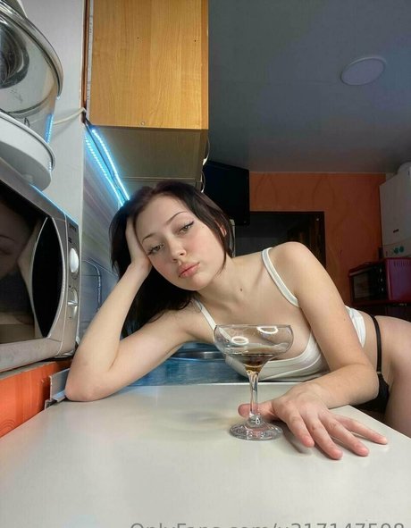 Nacktes geleaktes OnlyFans-Foto von Elliemooree