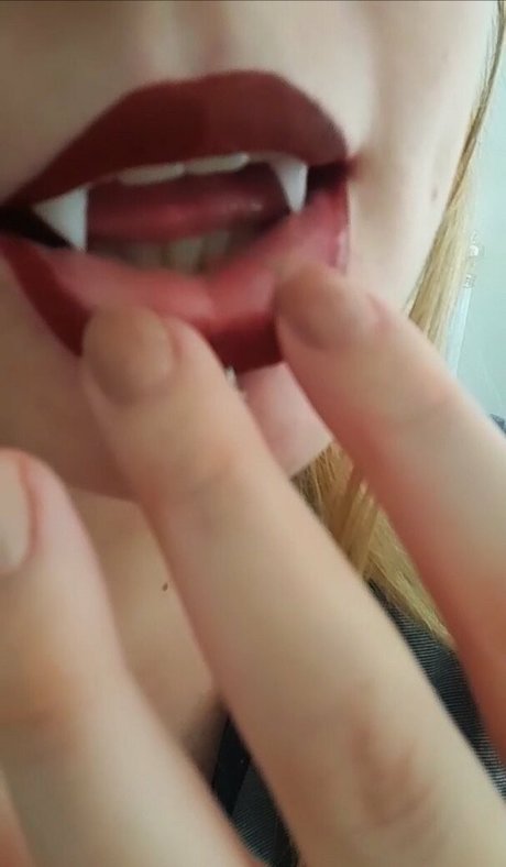 Nacktes geleaktes OnlyFans-Foto von Xenomorphies