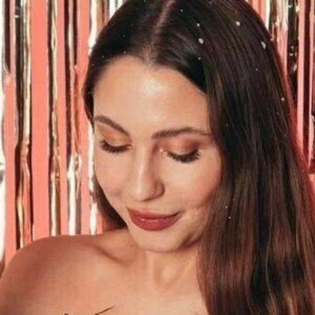 Nacktes geleaktes OnlyFans-Foto von Leeloolee