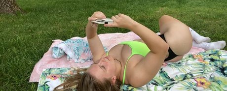 Nacktes geleaktes OnlyFans-Foto von Courtneymariee