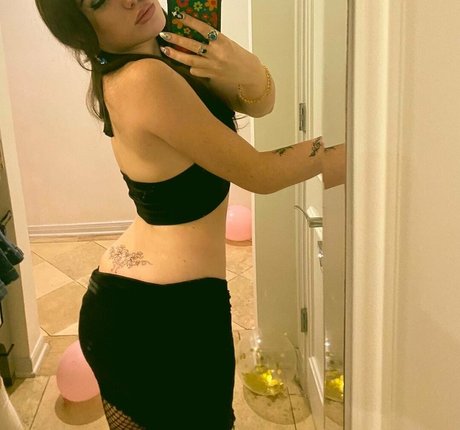 Nacktes geleaktes OnlyFans-Foto von Babyjadez