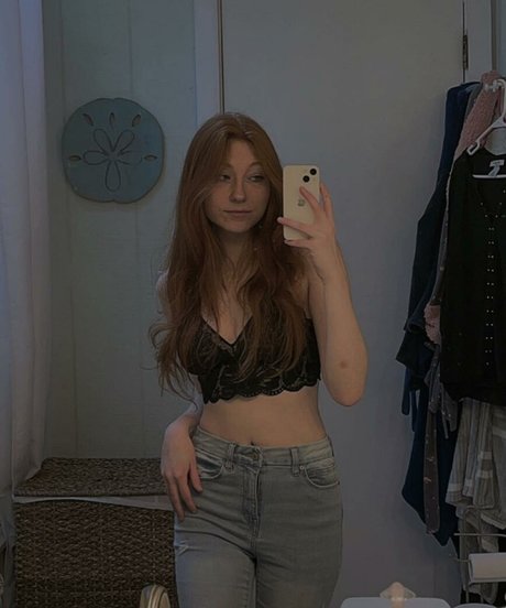 Nacktes geleaktes OnlyFans-Foto von Strawberryshortkay