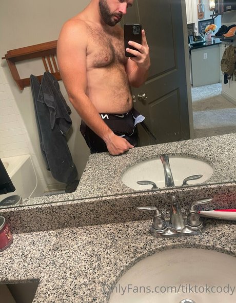 Nacktes geleaktes OnlyFans-Foto von Tiktokcody