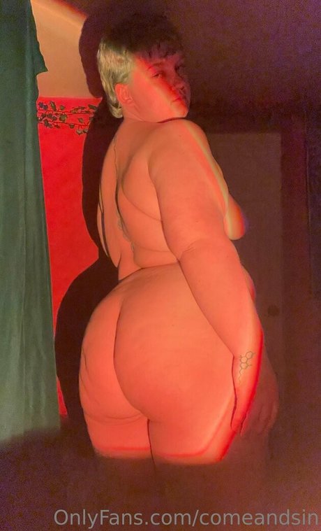 Nacktes geleaktes OnlyFans-Foto von Comeandsin