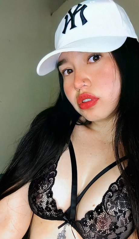 Nacktes geleaktes OnlyFans-Foto von Camiiruiz