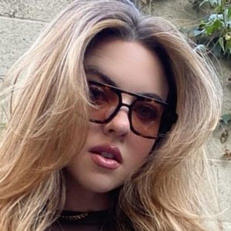 Nacktes geleaktes OnlyFans-Foto von Madeleine Byrne