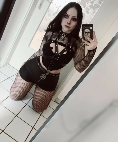 Nacktes geleaktes OnlyFans-Foto von Nevernanoir