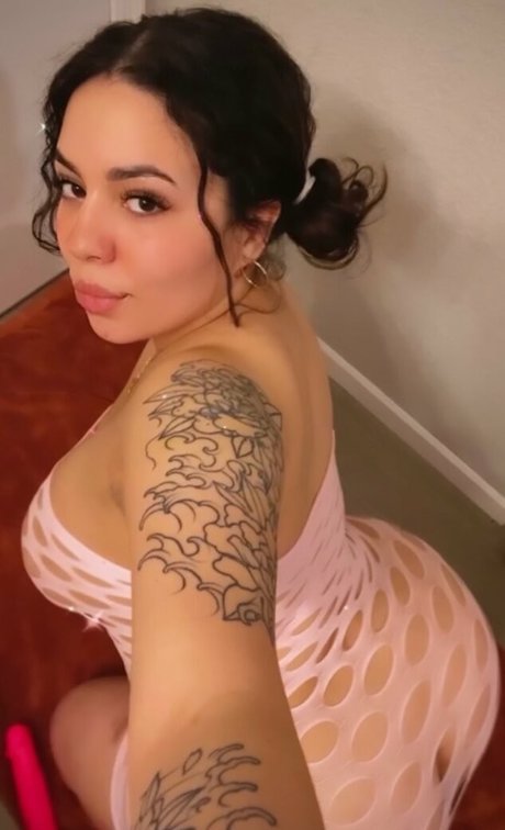 Nacktes geleaktes OnlyFans-Foto von Fairyelle