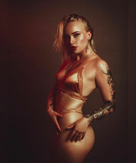 Nacktes geleaktes OnlyFans-Foto von Mila Orriols