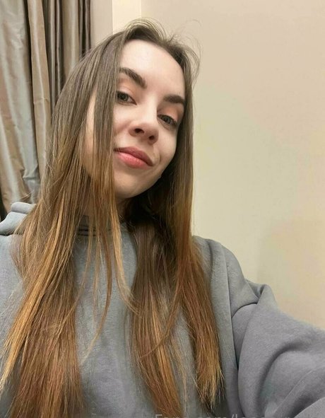 Nacktes geleaktes OnlyFans-Foto von Leeeeyyyla