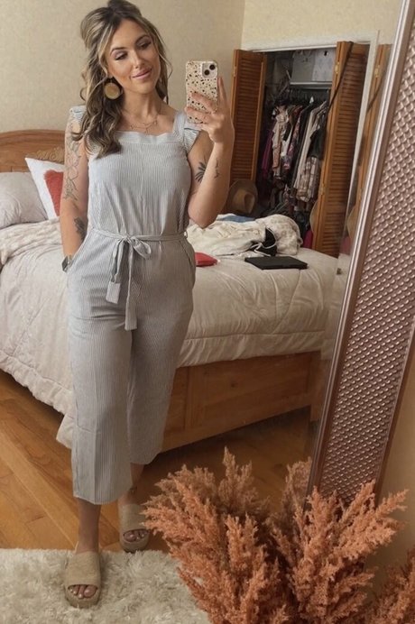 Nacktes geleaktes OnlyFans-Foto von Curiositykilledkay