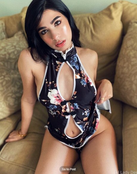 Nacktes geleaktes OnlyFans-Foto von Lil Lady Dee