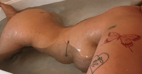 Hollie M Parsons