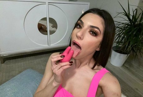 Darciedolcexxx