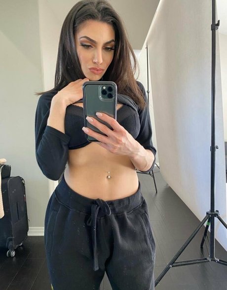 Darciedolcexxx