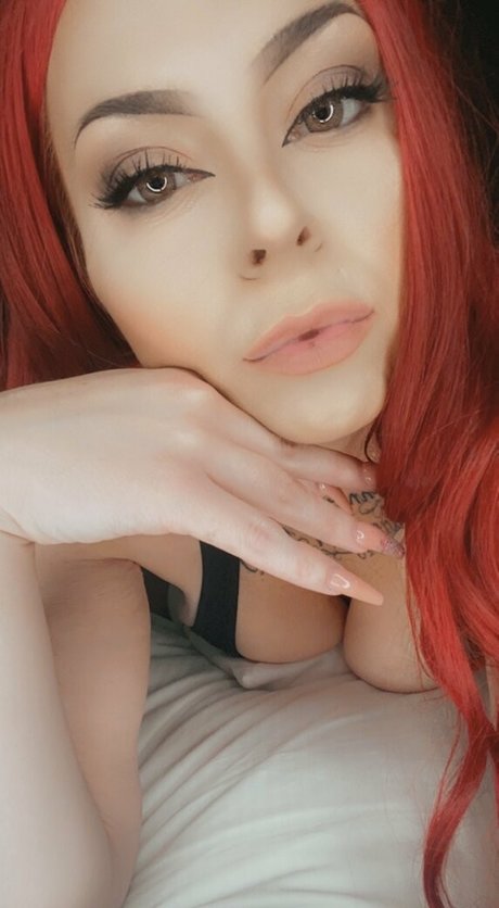 Nacktes geleaktes OnlyFans-Foto von Redxsiren