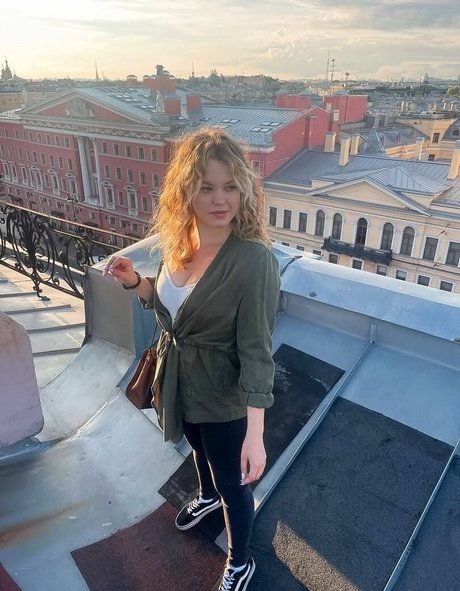 Nacktes geleaktes OnlyFans-Foto von Dianaholiday
