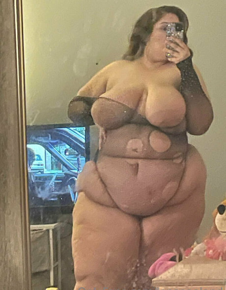 Nacktes geleaktes OnlyFans-Foto von Lenaaaaland