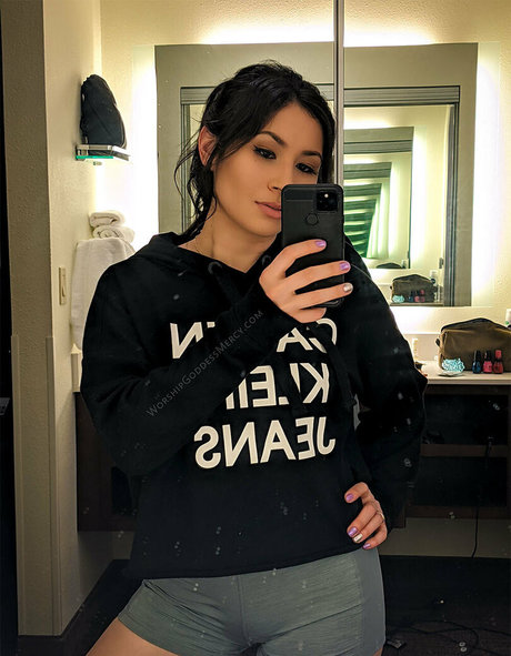 Nacktes geleaktes OnlyFans-Foto von Funaussiefilms