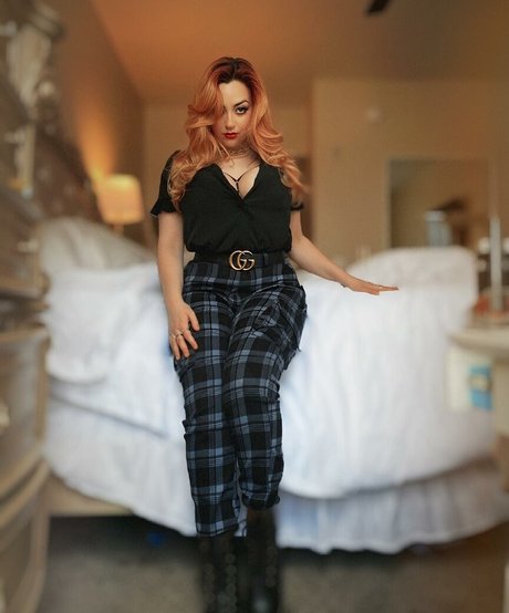 Nacktes geleaktes OnlyFans-Foto von Joanne Rose