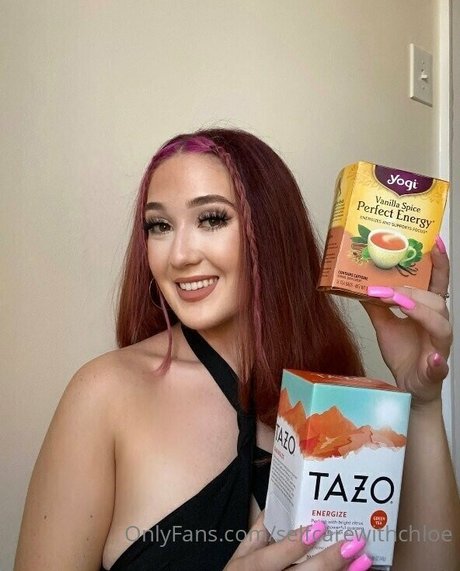 Nacktes geleaktes OnlyFans-Foto von Selfcarewithchloe