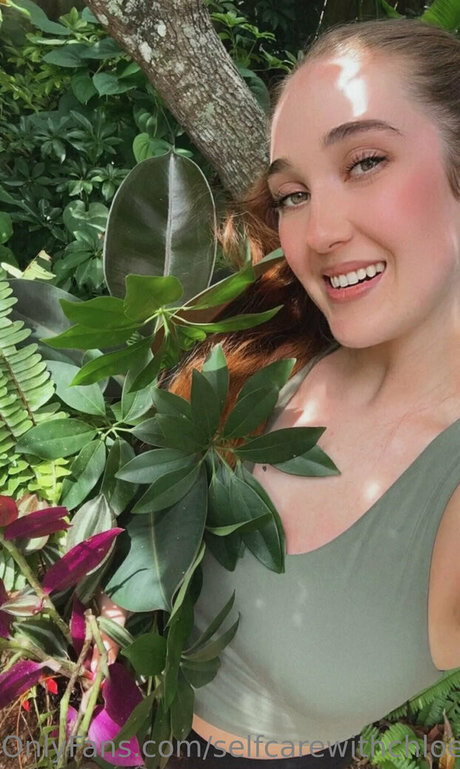 Nacktes geleaktes OnlyFans-Foto von Selfcarewithchloe