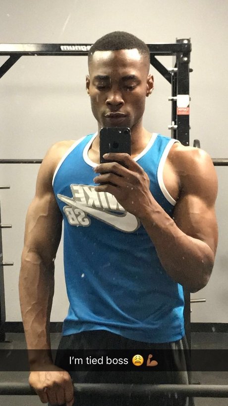 Nacktes geleaktes OnlyFans-Foto von Tee Be Slangin