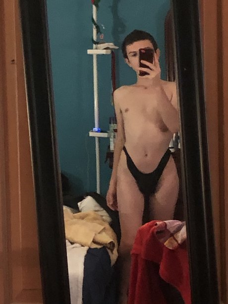 Nacktes geleaktes OnlyFans-Foto von Bibi