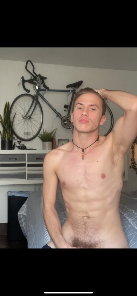 Nacktes geleaktes OnlyFans-Foto von Micah West